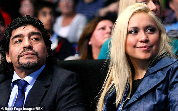 Lời nhắn cuối cùng của huyền thoại Maradona gửi cho bạn trai của tình cũ trước lúc mất: Hãy chăm sóc cô ấy và thiên thần nhỏ của tôi - Ảnh 4.