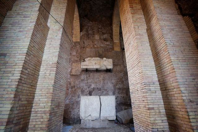 Lăng mộ hoàng đế Rome đầu tiên được “hồi sinh” - Ảnh 3.