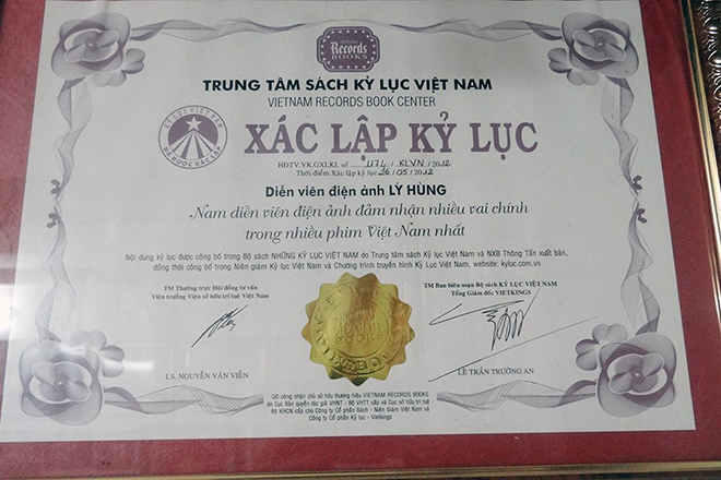 Kỷ lục nam diễn viên điện ảnh đảm nhận nhiều vai chính trong nhiều phim Việt Nam nhất là ai? - Ảnh 3.