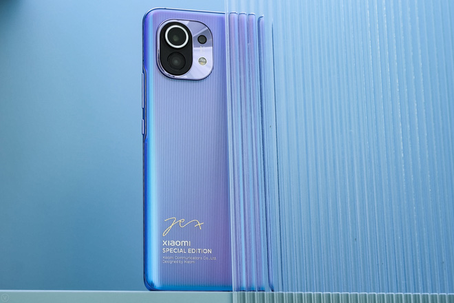 Cận cảnh Xiaomi Mi 11 vừa ra mắt: Thiết kế camera mới, có thêm bản mặt lưng da, màn hình và hiệu năng nâng cấp mạnh, giá từ 14.2 triệu - Ảnh 14.