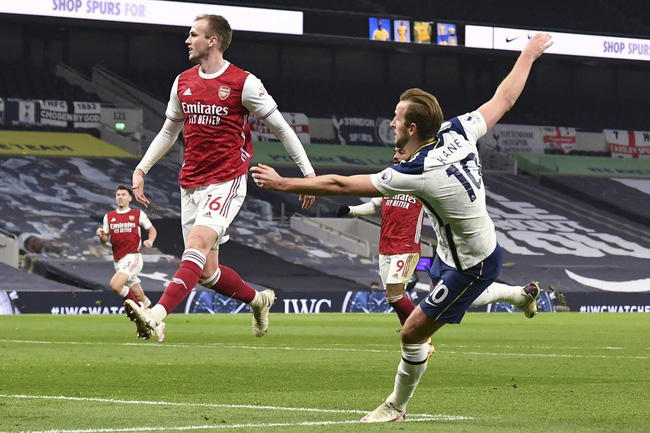 Arsenal gục ngã trước Tottenham, HLV Arteta bào chữa thế nào? - Ảnh 1.