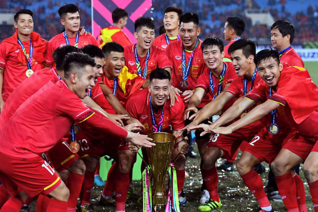 Lễ bốc thăm vòng bảng AFF Cup 2020 bị hoãn, ĐT Việt Nam gặp khó - Ảnh 1.