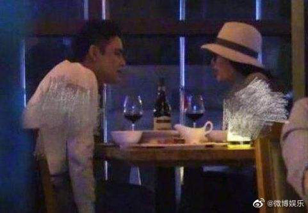 Top 1 Weibo: Hoàng Tử Ếch Minh Đạo bất ngờ lộ ảnh vợ con, cặp đôi bí mật kết hôn từ bao giờ thế này? - Ảnh 10.