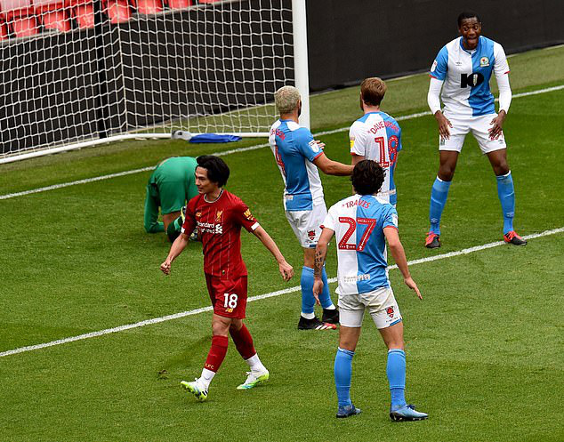Giao hữu: Mane, Minamino lập công, Liverpool thắng đậm Blackburn - Ảnh 1.