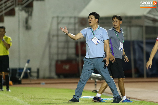 Sóng ngầm ở đội Á quân V.League: 6 cầu thủ giành nhau sút phạt quyết định và cái kết đắng cay - Ảnh 13.