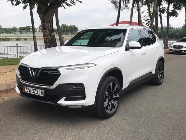 Vừa sử dụng chỉ 6.000 km, chủ VinFast Lux SA2.0 đã rao bán xe với giá thấp hơn 450 triệu đồng so với mua mới hiện tại - Ảnh 1.