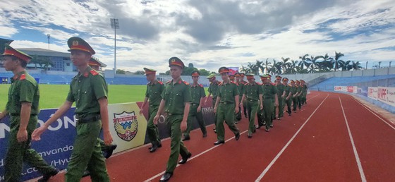 Trước trận Hà Tĩnh - Đà Nẵng: An ninh được thắt chặt - Ảnh 2.