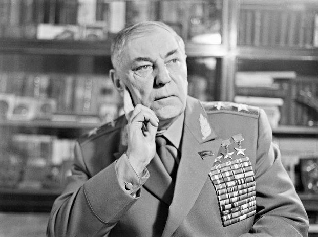 Sự nghiệp và đời tư người đầu tiên được phong Anh hùng Liên Xô ba lần - Ảnh 5.