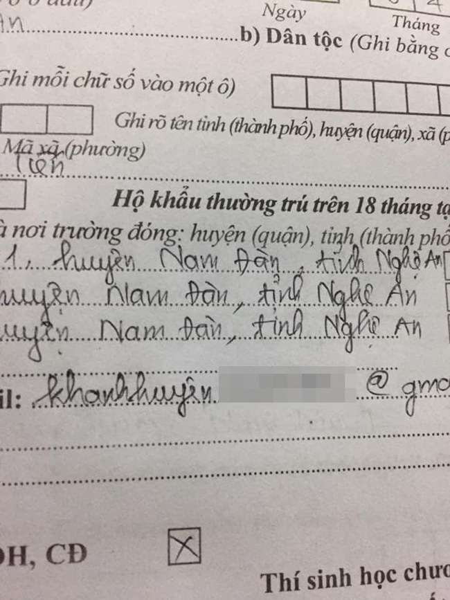 Mùa viết hồ sơ đầy tréo ngoe và những màn tự thú ai xem cũng cười ra nước mắt - Ảnh 1.