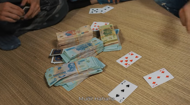 Giang hồ mạng Huấn Hoa Hồng ngang nhiên làm MV quảng cáo game đánh bạc: Có thể bị xử lý hình sự - Ảnh 21.