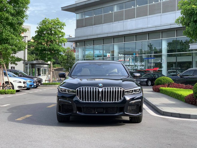 Hàng độc BMW 740Li M Sport 2020 về Việt Nam với ‘option’ siêu dị - Ảnh 2.