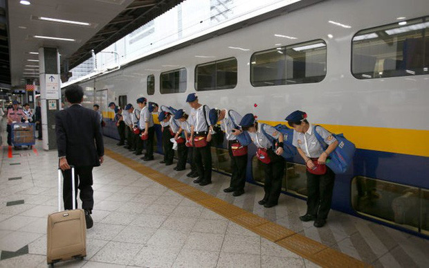 Cùng nhìn lại lịch sử hoạt động của tàu siêu tốc Shinkansen, niềm tự hào Nhật Bản với phiên bản mới nhất có thể chạy ngon ơ ngay cả khi động đất - Ảnh 6.