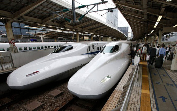 Cùng nhìn lại lịch sử hoạt động của tàu siêu tốc Shinkansen, niềm tự hào Nhật Bản với phiên bản mới nhất có thể chạy ngon ơ ngay cả khi động đất - Ảnh 8.