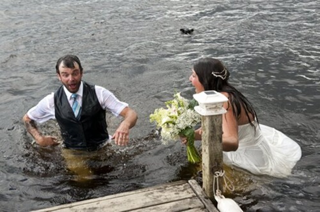 Chụp ảnh cưới theo phong cách bước nhảy hoàn vũ, cô dâu chú rể gặp thảm họa không ai ngờ - Ảnh 4.