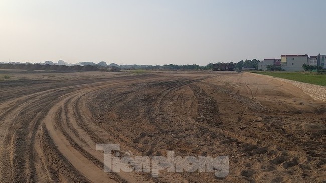 Nở rộ phân lô, bán nền trên “bãi đất trống” ở Bắc Ninh - Ảnh 1.