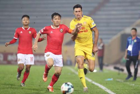 5 bom tấn chuyển nhượng giữa mùa V.League 2020: Anh Đức và những ai? - Ảnh 1.