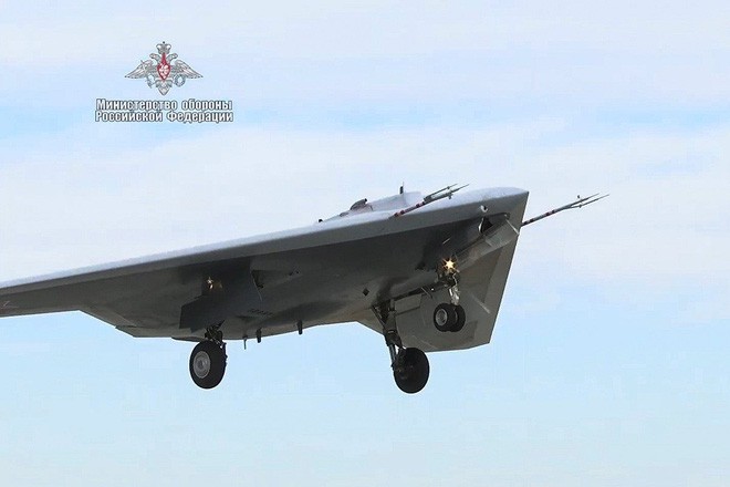 Những bản sao mini đáng gờm của Su-57 - Ảnh 2.