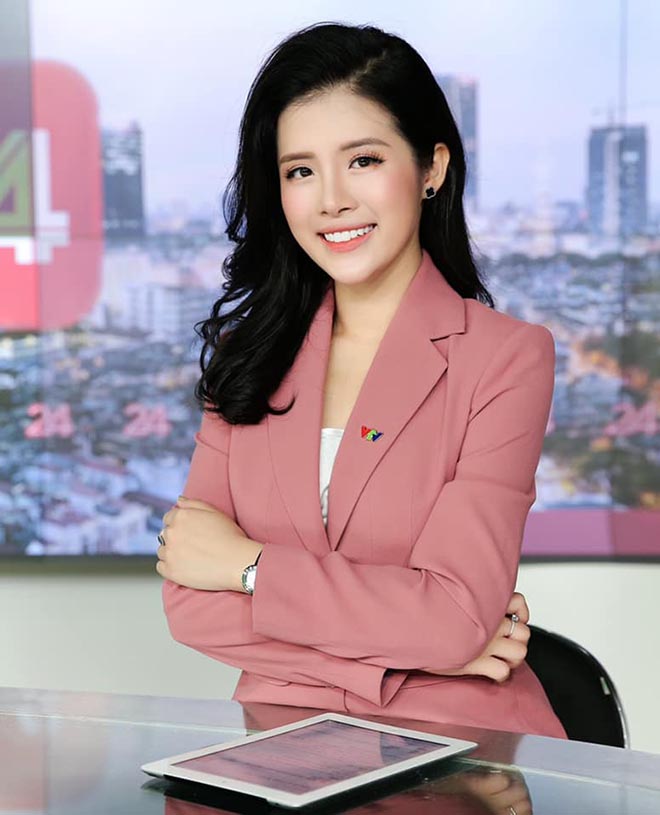 Cuộc sống giàu có, sang chảnh của nữ BTV trẻ nhất nhì VTV24 - Ảnh 3. Cuộc sống giàu có, sang chảnh của nữ BTV trẻ nhất nhì VTV24 - Ảnh 3.