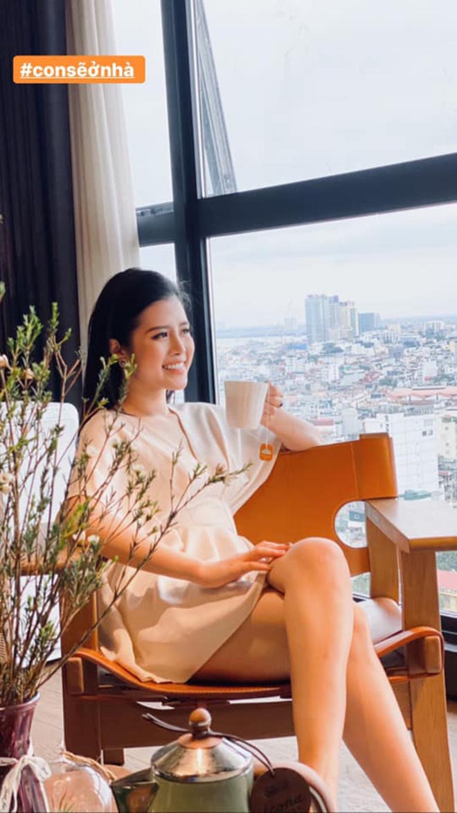 Cuộc sống giàu có, sang chảnh của nữ BTV trẻ nhất nhì VTV24 - Ảnh 7. Cuộc sống giàu có, sang chảnh của nữ BTV trẻ nhất nhì VTV24 - Ảnh 7.