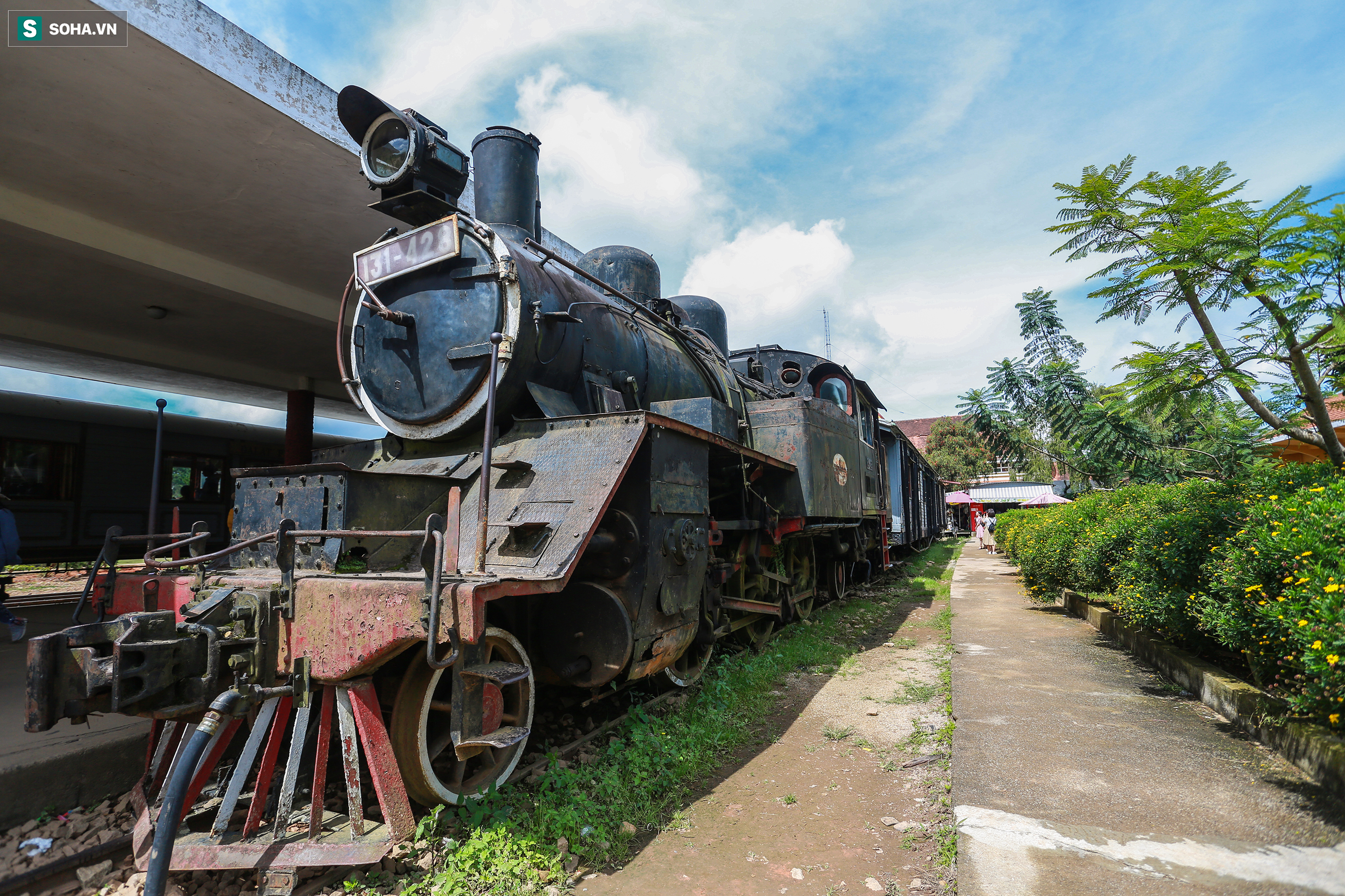Vẻ đẹp cổ kính của ga tàu hoả gần 100 tuổi ở Đà Lạt nhìn từ trên cao - Ảnh 8.