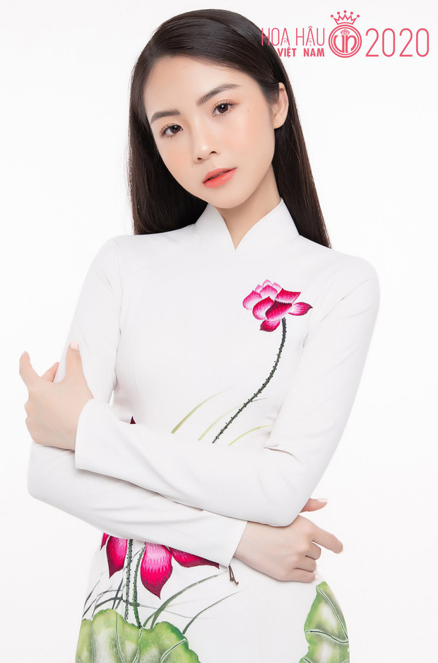 Dàn thí sinh Hoa hậu Việt Nam 2020 đi thi và ngoài đời: Đổi chóng mặt từ sexy đến ngây thơ, bản sao Châu Bùi chưa phải đỉnh nhất - Ảnh 16.