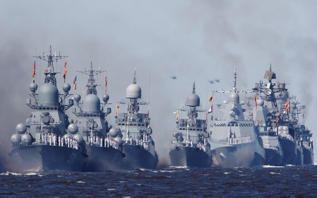 Cận cảnh dàn vũ khí cực khủng của Hải quân Nga - Ảnh 3.