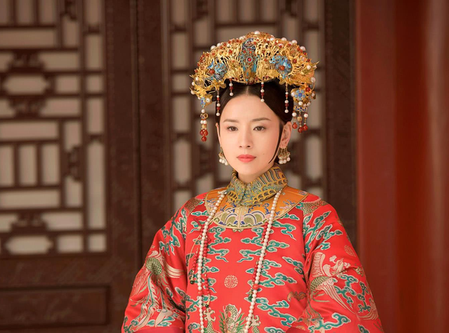 Chuyện về 2 bà cháu cùng gả cho Hoàng đế Càn Long: Người trở thành Hoàng hậu trong khi cháu gái lại cô độc cả đời ở chốn thâm cung - Ảnh 3.