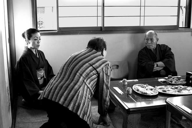 Vén màn cuộc sống của những chị đại Yakuza Nhật Bản: Cái bóng thầm lặng bên cạnh ông trùm, người tần tảo, kẻ khét tiếng - Ảnh 12.