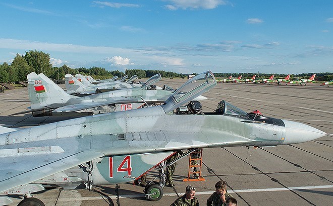 Tiêm kích Su-30SM Nga mạnh nhất châu Âu đột nhiên bị đồng minh giội nước lạnh: Kỳ lạ! - Ảnh 3.