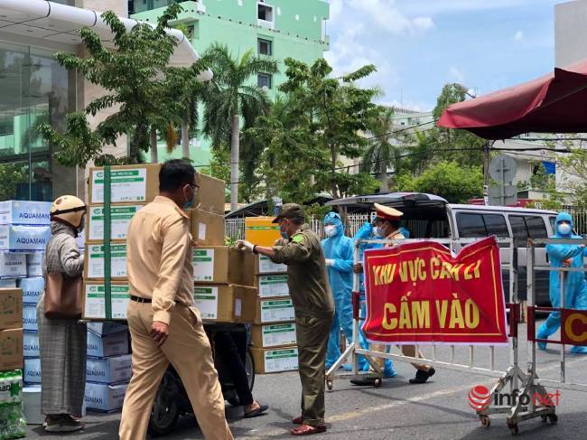 Những chuyến xe chở “yêu thương” đến tuyến đầu chống dịch ở Đà Nẵng - Ảnh 6.