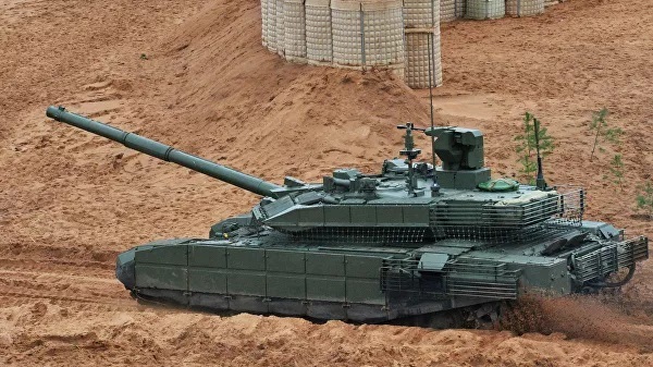 Ấn Độ tăng cường mua trang thiết bị quân sự của Nga - Ảnh 2.