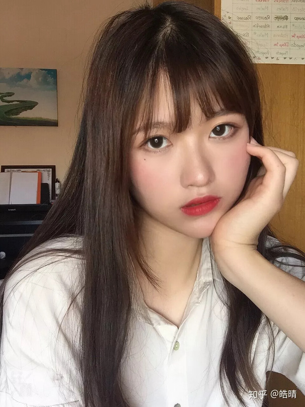 Cô bạn mất đúng 1 học kỳ để giảm 24kg, giờ để mặt mộc cũng xinh ăn đứt người khác - Ảnh 7. Cô bạn mất đúng 1 học kỳ để giảm 24kg, giờ để mặt mộc cũng xinh ăn đứt người khác - Ảnh 7.