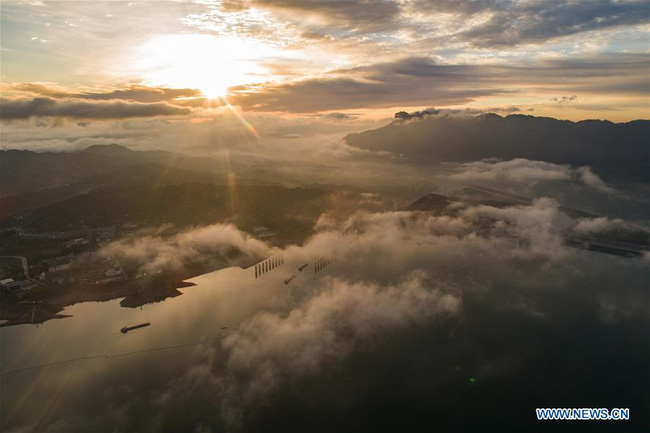 Kỳ vĩ đập Tam Hiệp qua 10 ảnh chụp trên không đẹp ngất ngây - Ảnh 7.