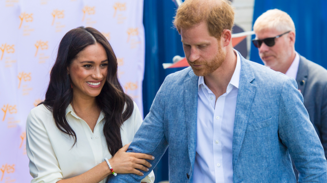 Tiết lộ mới gây bất ngờ: Vợ chồng Meghan Markle vẫn chưa kiếm được đồng nào kể từ khi rời khỏi hoàng gia, hiện sống dựa vào Thái tử Charles - Ảnh 3.