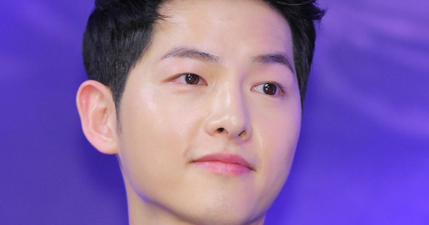 Nhan sắc thật của 7 tài tử Hàn qua ảnh chụp siêu cận chưa PTS: Song Joong Ki - Park Bo Gum da đẹp khó tin, Hyun Bin lại lộ khuyết điểm - Ảnh 2.