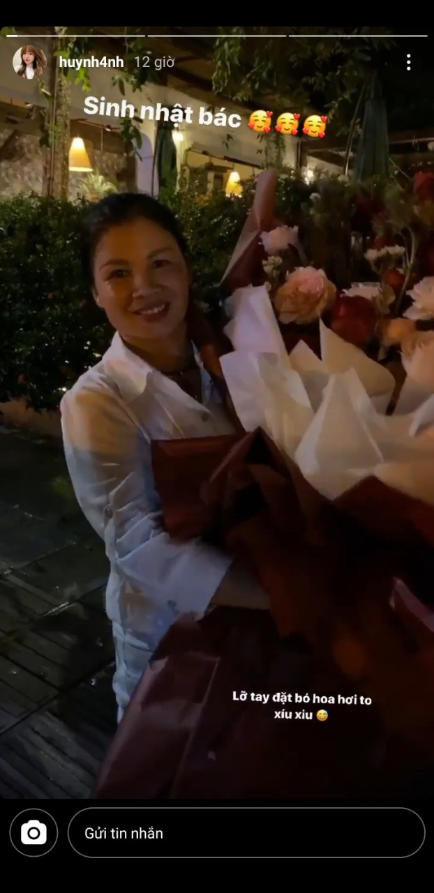 Bạn gái cầu thủ Quang Hải tặng món quà “khủng” đúng ý mẹ chồng tương lai nhân ngày sinh nhật, dân mạng khen nức nở vì còn trẻ mà rất tâm lý - Ảnh 1.