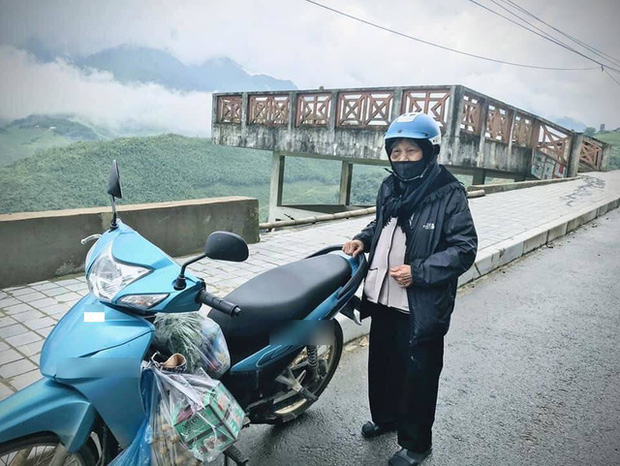 90 tuổi vẫn phượt lên Sapa bằng xe máy, cụ bà siêu chất khiến cộng đồng mạng trầm trồ thán phục - Ảnh 1.