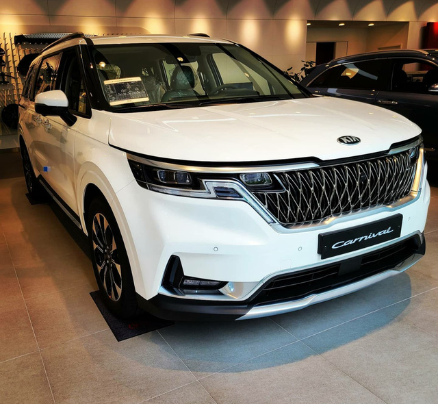 Chi tiết Kia Sedona 2021 ngoài đời thực: Đẹp như xe sang, dân Hàn đổ xô đặt mua, chờ THACO lắp ráp tại Việt Nam - Ảnh 2.