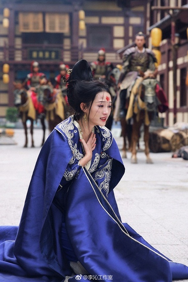 Những ác nữ được yêu thích ngang ngửa vai chính diện trên màn ảnh xứ Trung - Ảnh 2.