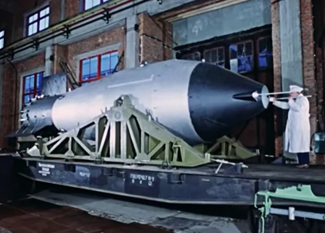 Nga công bố đoạn phim về vụ thử bom hạt nhân mạnh nhất thế giới - Ảnh 1.