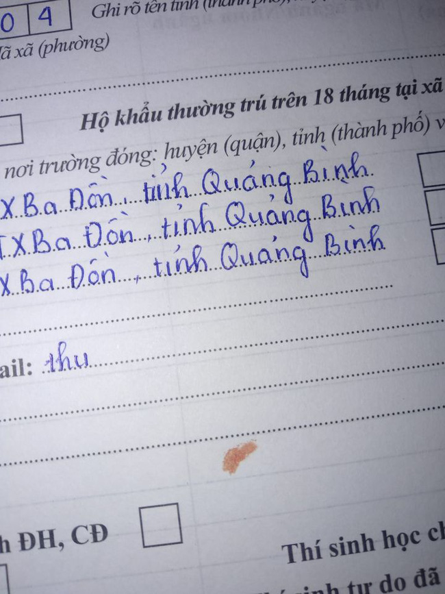 Lại thêm 1 màn viết hồ sơ đi vào thùng rác khiến ai thấy cũng tội nhưng thôi cũng kệ: Thí sinh không sai, con muỗi sai! - Ảnh 2.