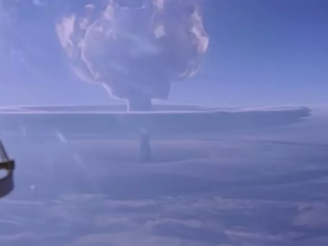 Nga công bố đoạn phim về vụ thử bom hạt nhân mạnh nhất thế giới - Ảnh 7.