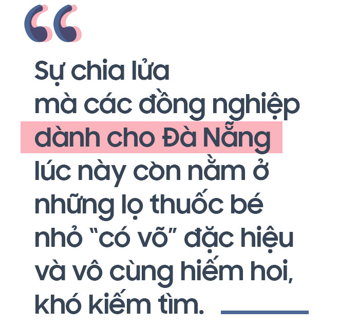 Covid-19 v&agrave; 200 ph&uacute;t hội chẩn của chuy&ecirc;n gia đầu ng&agrave;nh: Kh&ocirc;ng bỏ lọt từng ch&acirc;n tơ kẽ t&oacute;c! - Ảnh 7.