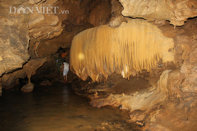 Quảng Trị: Phát hiện hang động mới, đẹp lung linh ở thôn Trỉa - Ảnh 18.