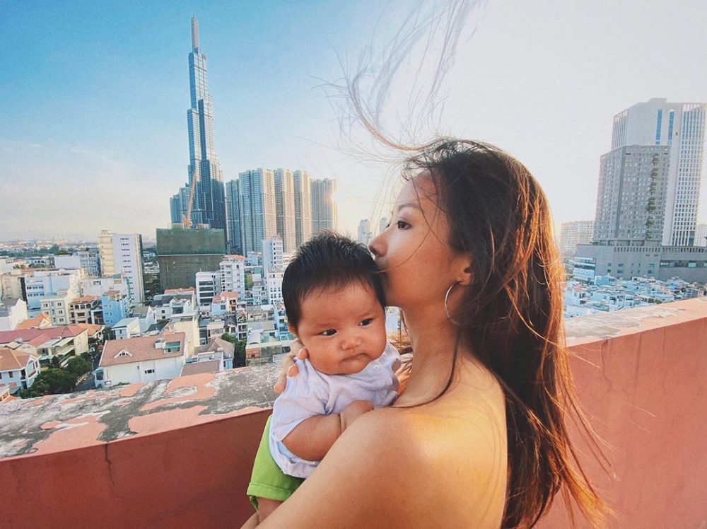 Suboi: Tuổi thơ kh&oacute; khăn, bị bạn trai quen qua mạng bạo h&agrave;nh v&agrave; hạnh ph&uacute;c b&igrave;nh dị tuổi 30 - Ảnh 12.