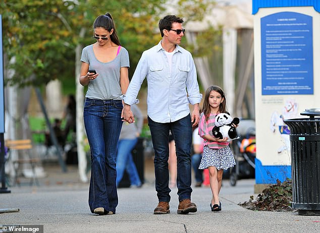 Con gái Tom Cruise và David Beckham: Hai ‘tiểu công chúa’, 2 số phận - Ảnh 5.
