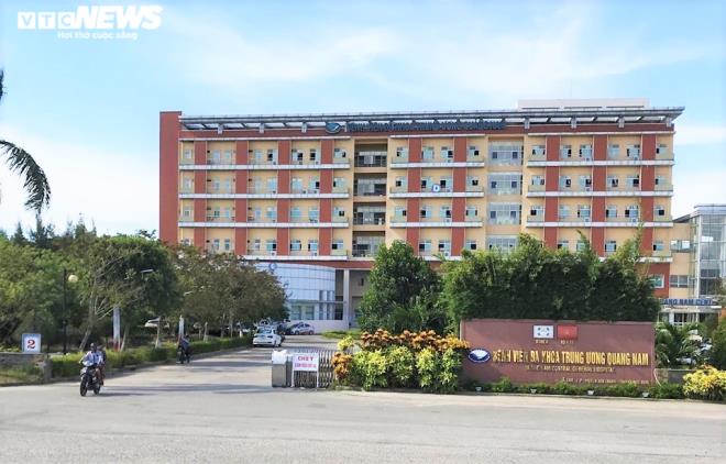97 trường hợp là F1 của 2 bệnh nhân Covid-19 tại Quảng Trị; Hai khu dân cư ở Quảng Trị bị cách ly - Ảnh 1.