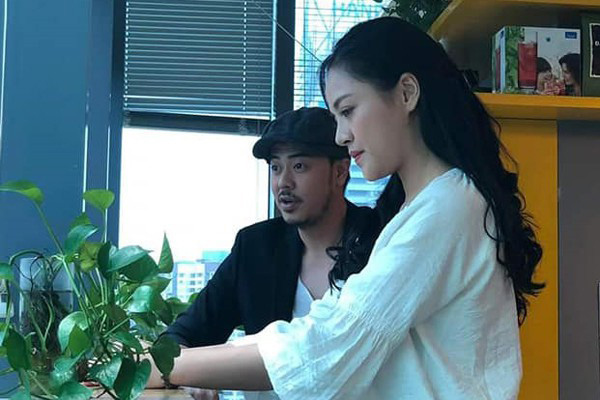 MC Tuấn Tú và cuộc sống ngọt ngào bên vợ đã giỏi còn giàu - Ảnh 2. MC Tuấn Tú và cuộc sống ngọt ngào bên vợ đã giỏi còn giàu - Ảnh 2.