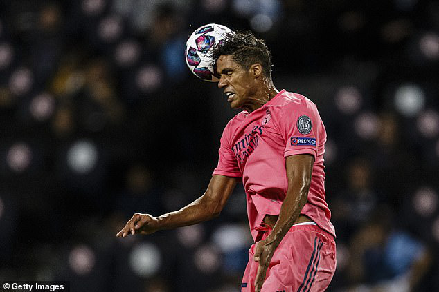 Varane nói gì sau trận đấu thảm họa trước Man City - Ảnh 1.