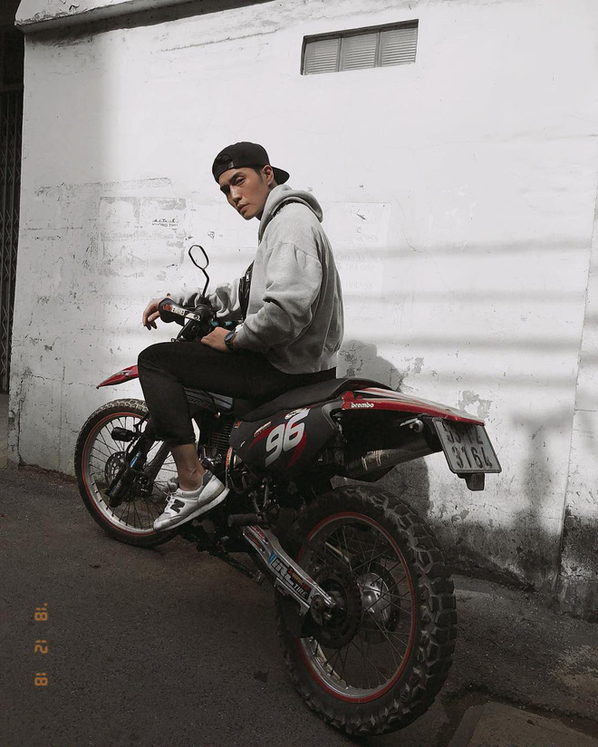 Huy Trần và Matt Liu - 2 cực phẩm lọt mắt xanh của Hương Giang: Một chín một mười về cả nhan sắc, sự nghiệp lẫn độ giàu có - Ảnh 11. Huy Trần và Matt Liu - 2 cực phẩm lọt mắt xanh của Hương Giang: Một chín một mười về cả nhan sắc, sự nghiệp lẫn độ giàu có - Ảnh 11.